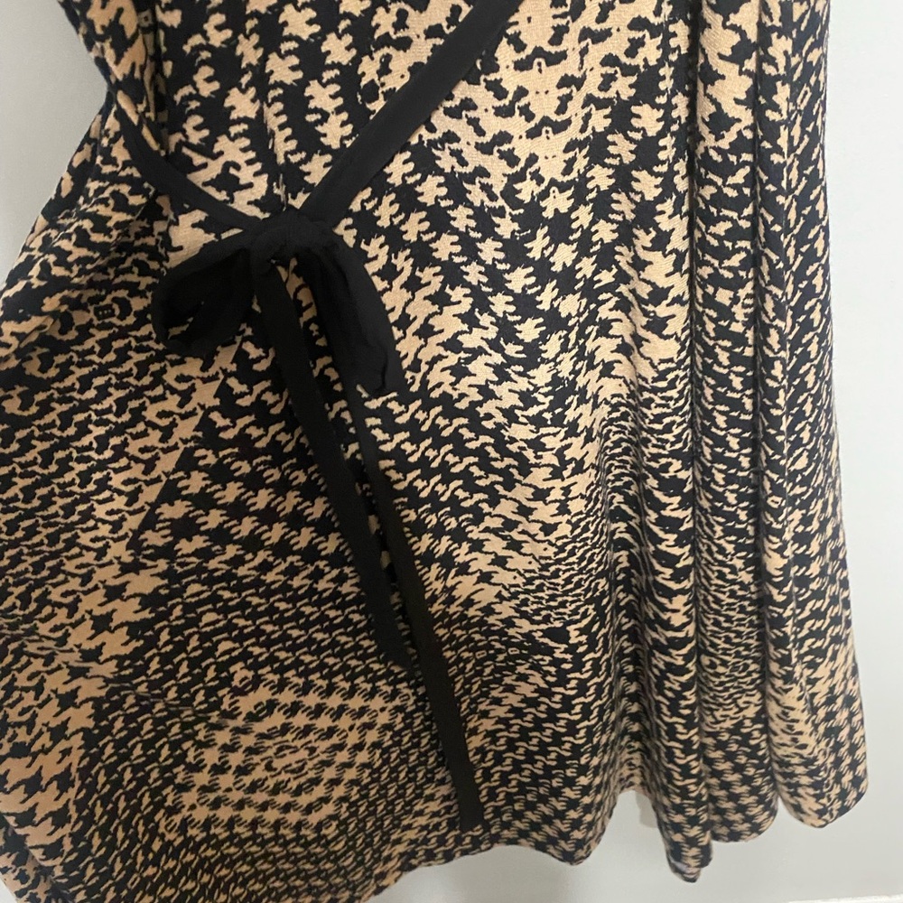 Women’s roz and Ali black and tan long short sleeve dress size 24 3x - Picture 2 of 10